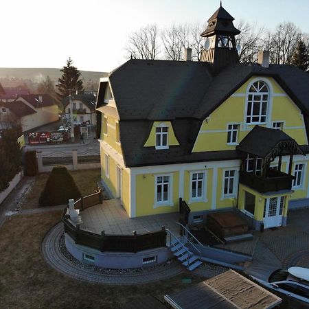 Vila Demanova Liptovsky Mikulas Luaran gambar