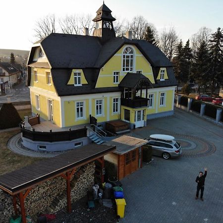 Vila Demanova Liptovsky Mikulas Luaran gambar